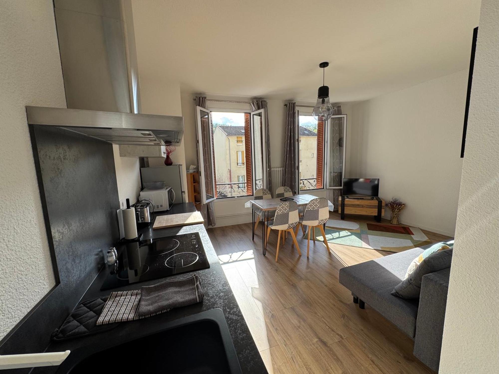 Appartement Le Madargue Idealement Place Châtel-Guyon Exterior foto